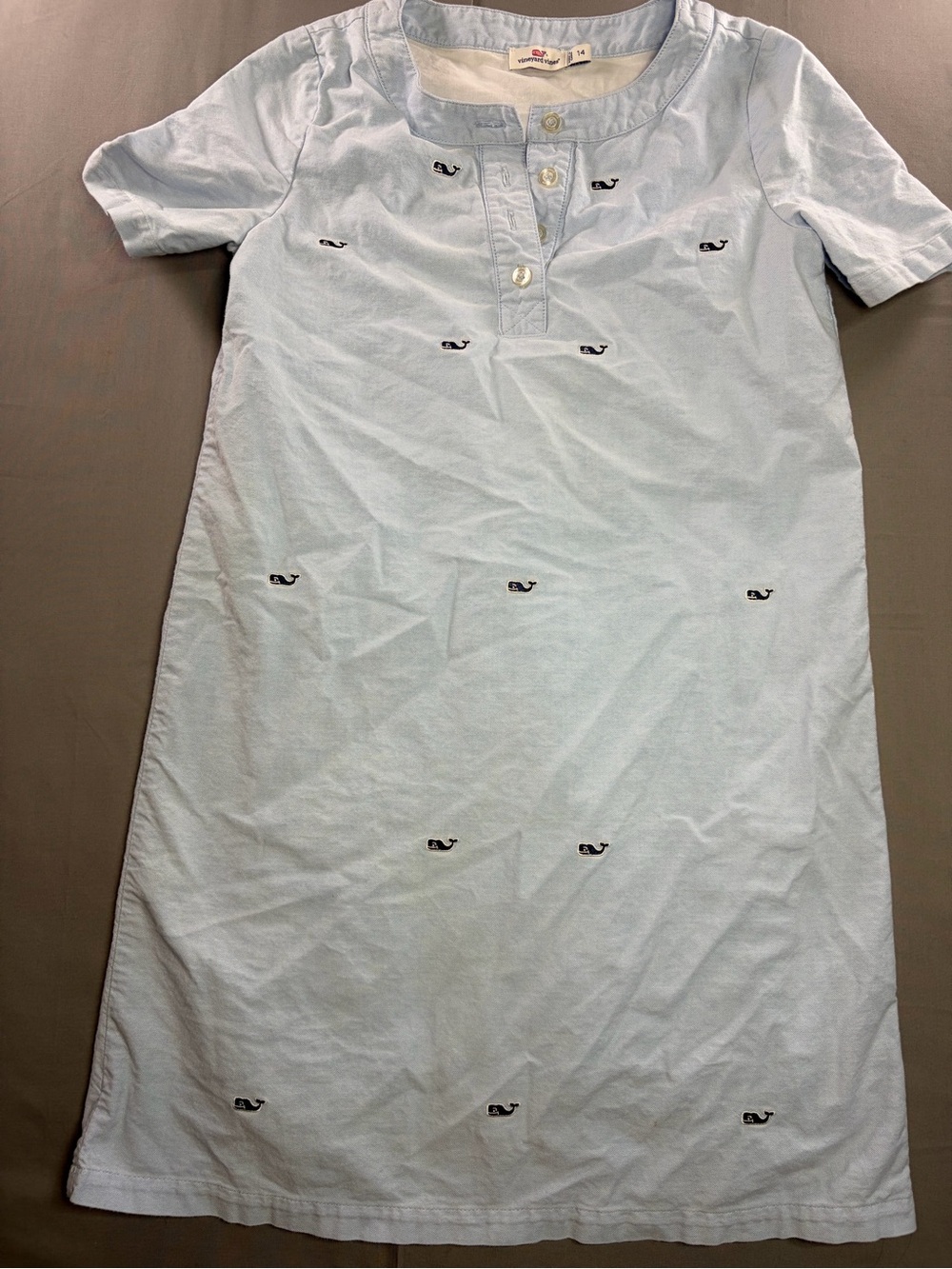 Vineyard Vines Pale Blue Short-Sleeve Henley with Whale Embroidery